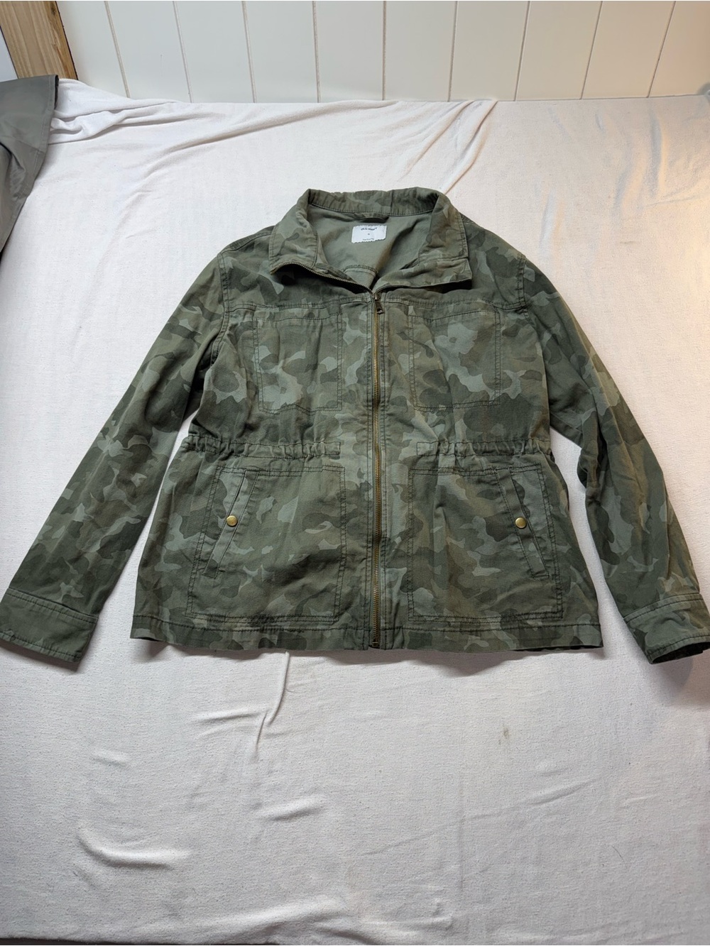Old Navy Green Camouflage Zip-Up Utility Jacket